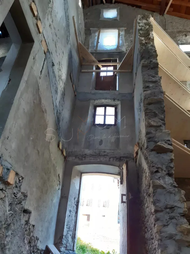 Savièse, Saint-Germain: casa di villaggio da trasformare, 590 m2 di potenziale – foto 13 di 13