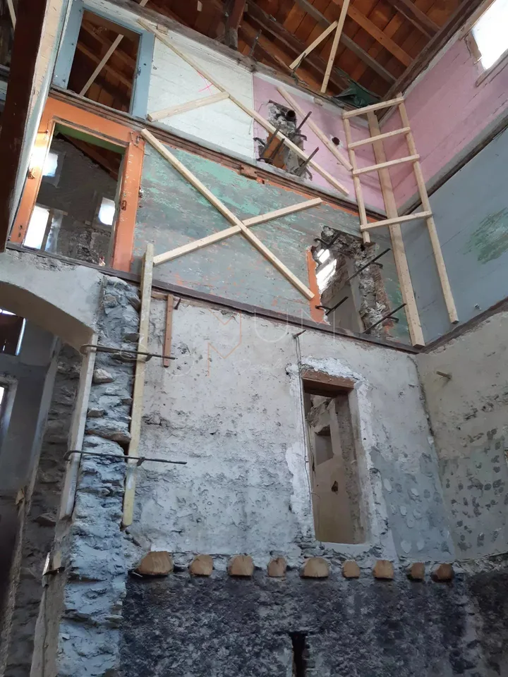 Savièse, Saint-Germain: casa di villaggio da trasformare, 590 m2 di potenziale – foto 7 di 13