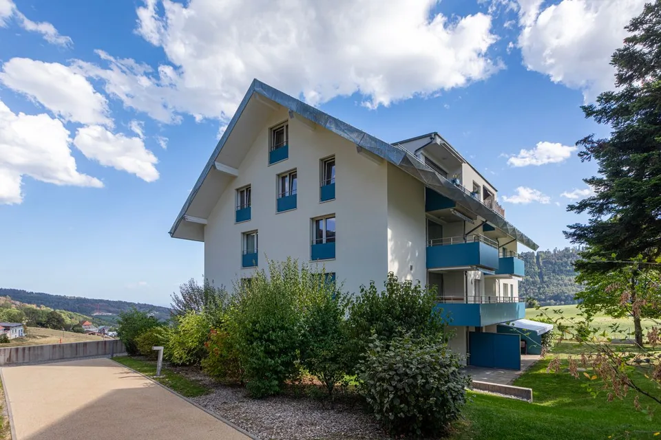 Eine außergewöhnliche Penthousewohnung mit 4,5 Zimmern und Blick auf den See und die Alpen – Foto 10 von 11
