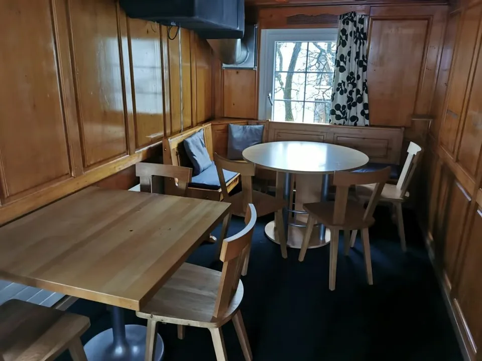 In vendita o in affitto: edificio residenziale completamente affittato con ristorante nel centro di Herisau! – foto 3 di 6