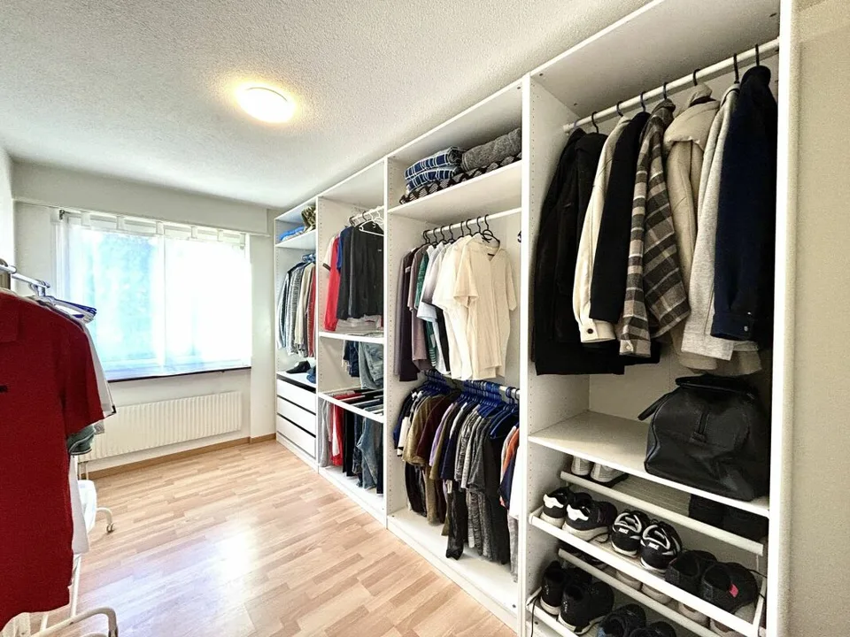 Family-friendly 4.5-room condominium! – photo 4 of 11