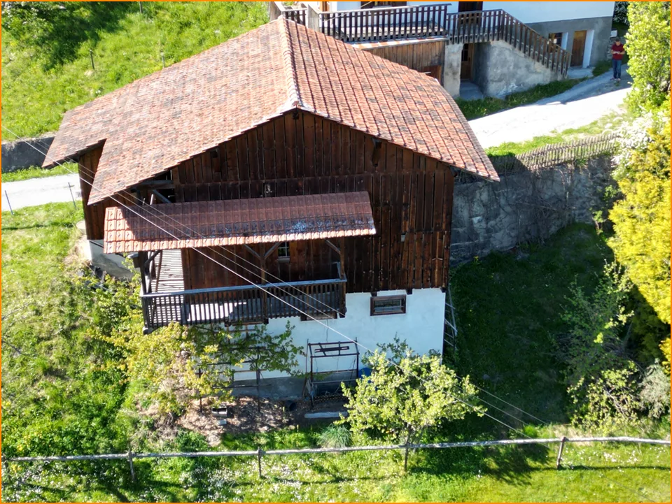 Appartamento ristrutturato con 5 stanze nella zona sciistica. – foto 11 di 13