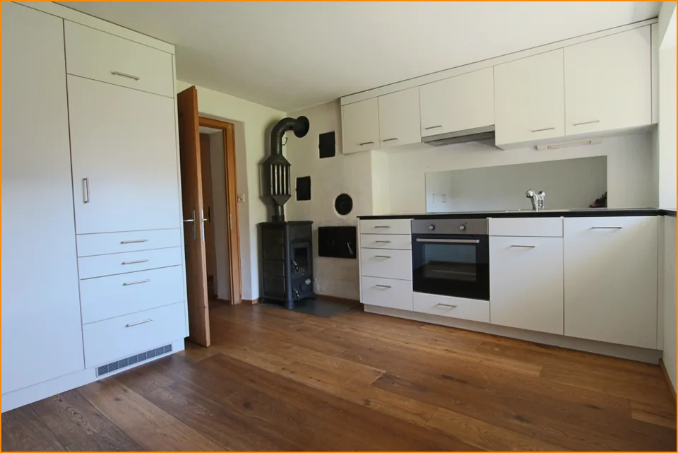 Appartamento ristrutturato con 5 stanze nella zona sciistica. – foto 10 di 13