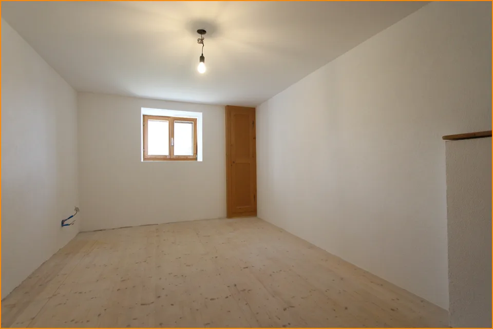 Appartamento ristrutturato con 5 stanze nella zona sciistica. – foto 7 di 13