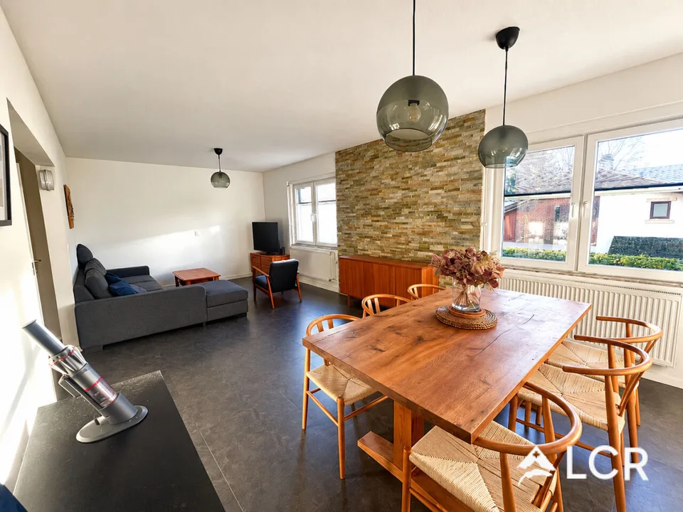Beautiful 6.5-room apartment in Chézard-st-Martin – photo 2 of 13