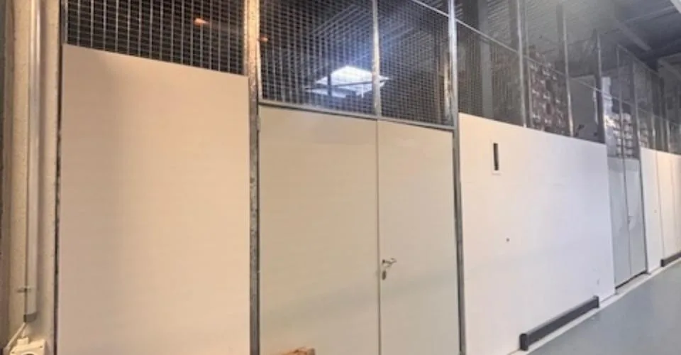 Storage / storage spaces from 106 to 152 m² – divisible – freight elevator and unloading dock – photo 3 of 4