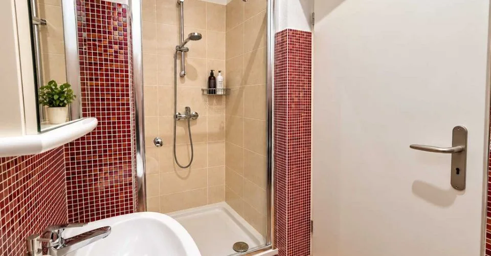 Büro im Erdgeschoss im Zentrum von Montreux – Foto 5 von 5