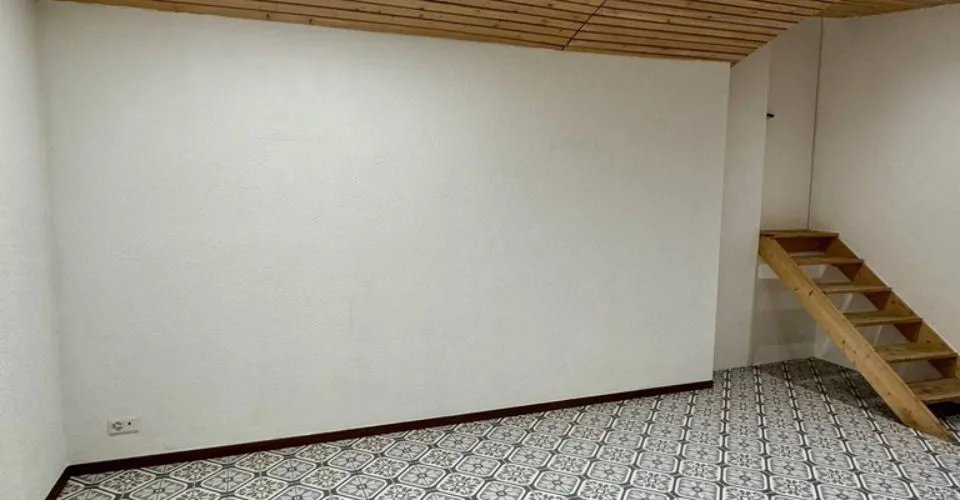 Gewerbefläche von etwa 30 m2 in Sainte-Croix – Foto 4 von 5