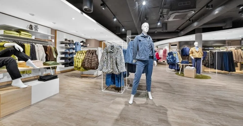 À LOUER - Magasin au coeur de Lausanne – photo 7 sur 12