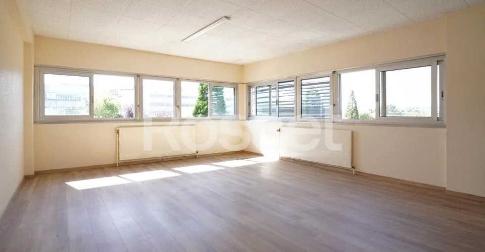Büros von ca. 36 m² im 1. Stock – Foto 2 von 2