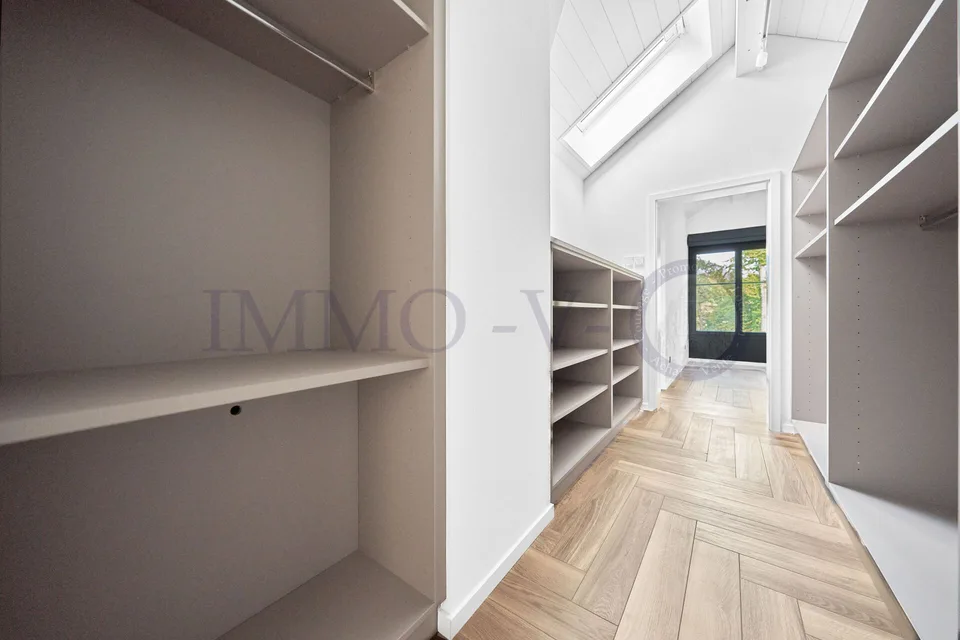 DUPLEX DI ALTO STANDING CON BALCONE-TERRAZZA – foto 7 di 11