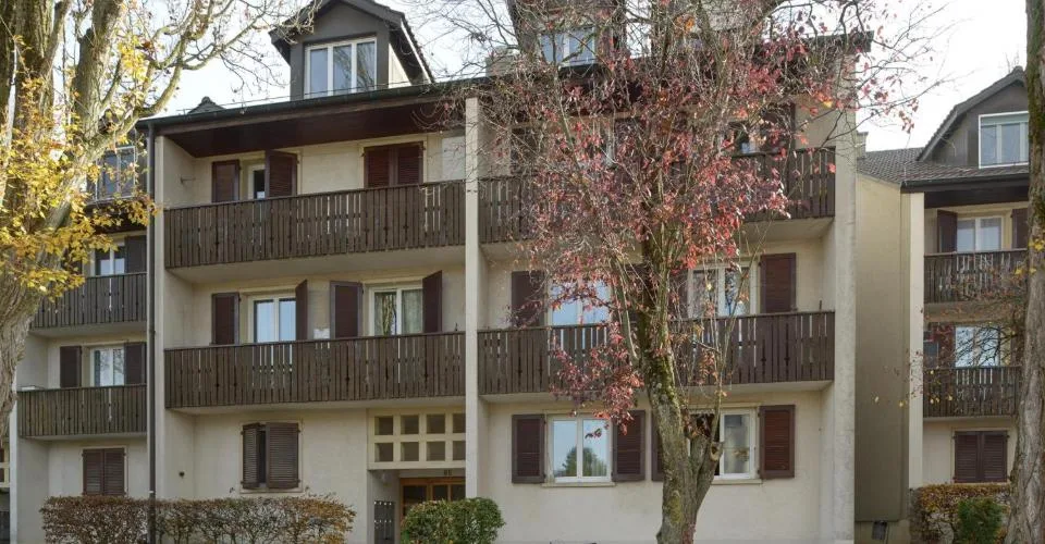 Dépôt 33 m2 – Foto 2 von 2