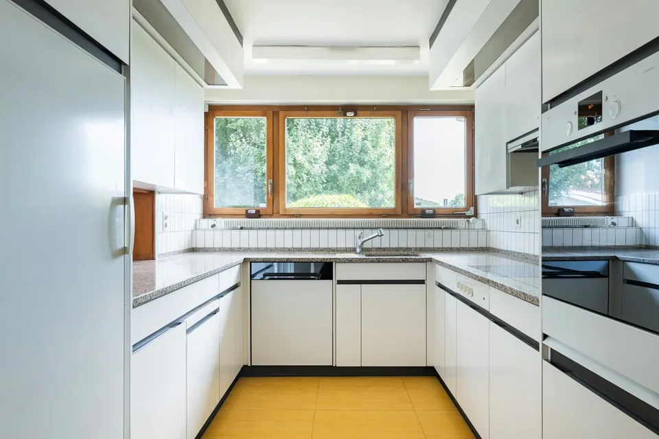 Stattliches & familienfreundliches Anwesen im «mid-century modern»-Stil – Foto 18 von 30