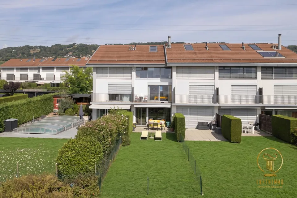MONT-SUR-ROLLE - Casa a schiera con vista sul lago – foto 11 di 12