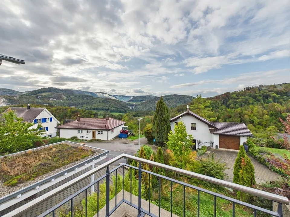 Ein Haus mit Charakter. Ein Ausblick zum Bleiben. – Foto 5 von 9