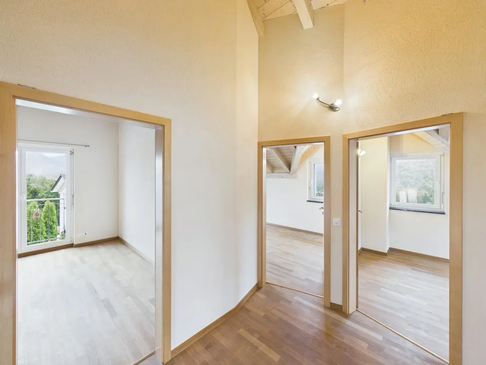Ein Haus mit Charakter. Ein Ausblick zum Bleiben. – Foto 7 von 9