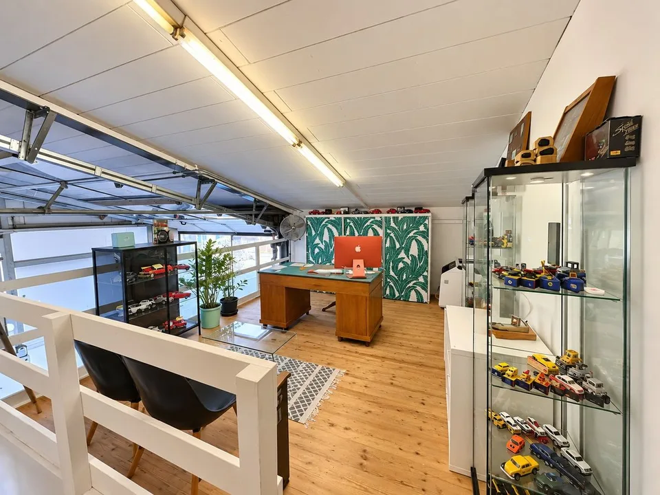 Grosszügige Gewerbefläche geeignet für Werkstatt, Atelier, Showroom, Produktion, Büro, Lager – Foto 4 von 5