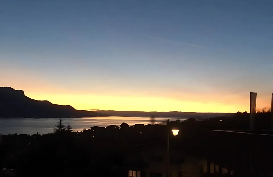 Maison de charme à Brent avec une magnifique vue sur le lac Léman – photo 10 sur 10
