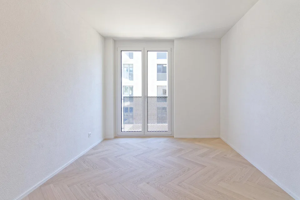 Erstbezug grosse 4.5-Zimmer-Eigentumswohnung mit Lift und Terrasse – Foto 9 von 23