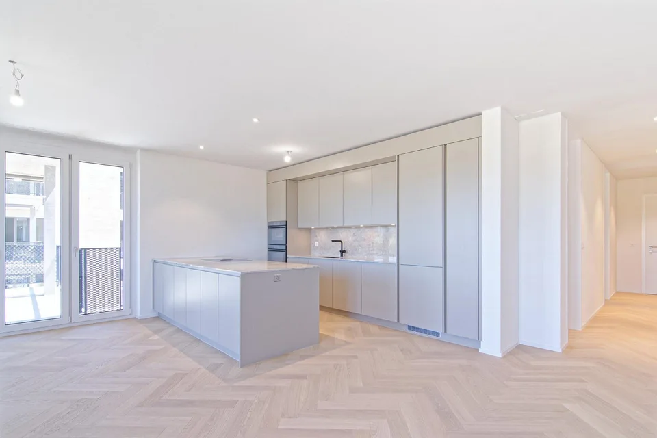Erstbezug grosse 4.5-Zimmer-Eigentumswohnung mit Lift und Terrasse – Foto 16 von 23