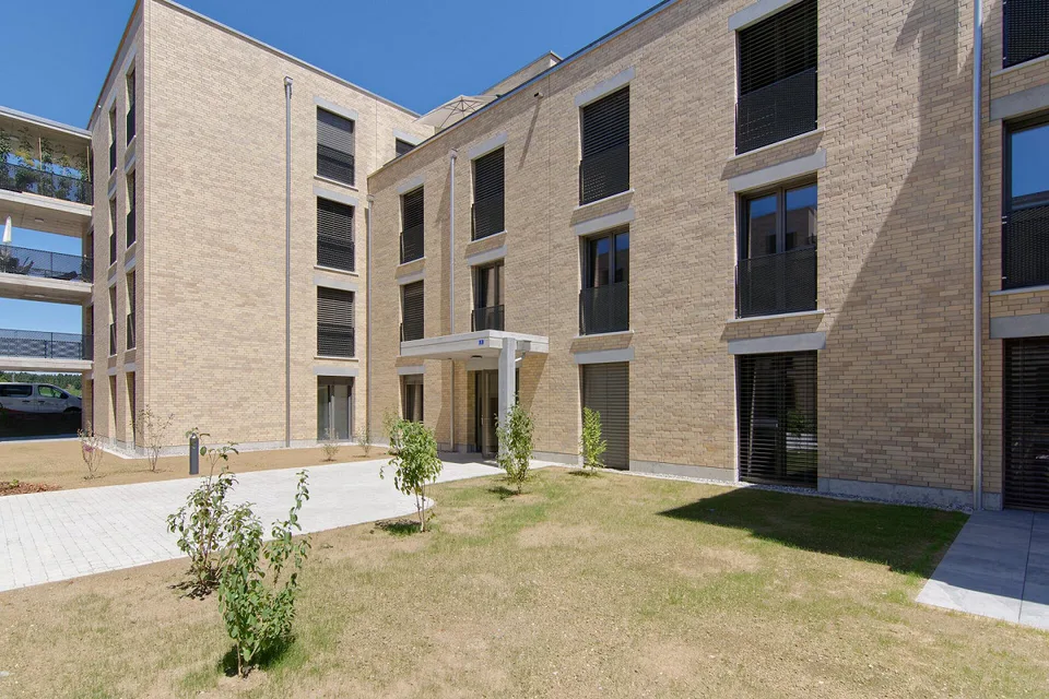 Erstbezug grosse 4.5-Zimmer-Eigentumswohnung mit Lift und Terrasse – Foto 22 von 23