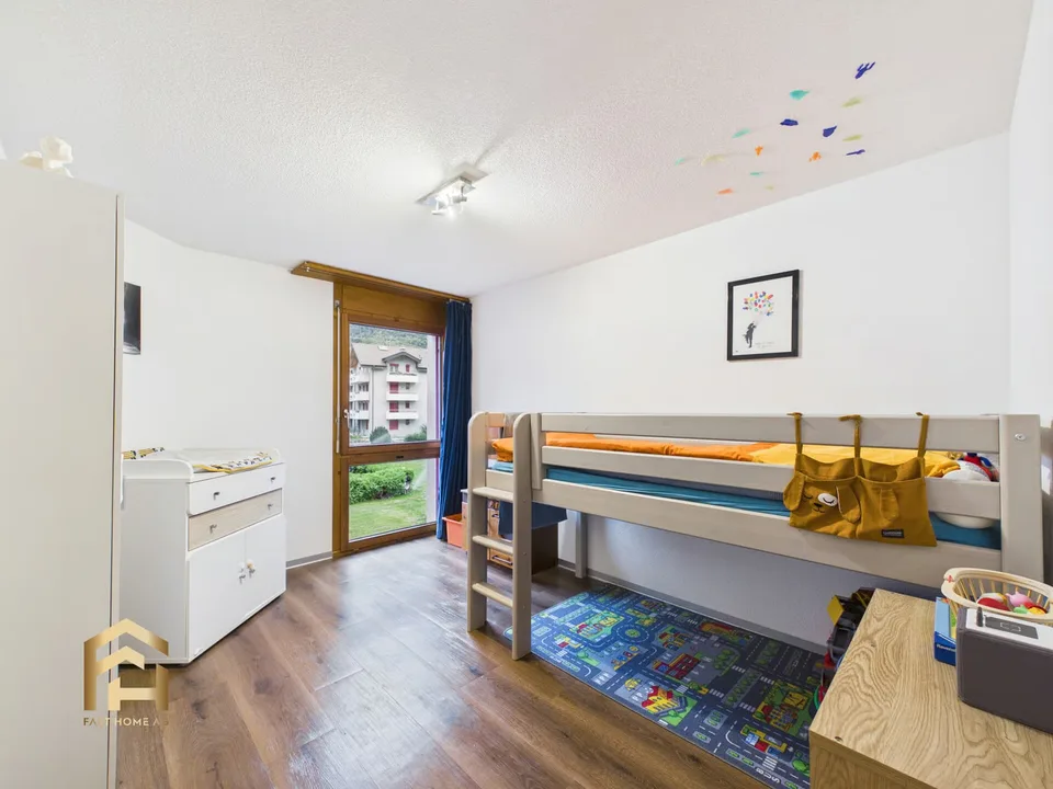 Quiet and centrally located 4.5 room apartment in Glis – photo 6 of 13