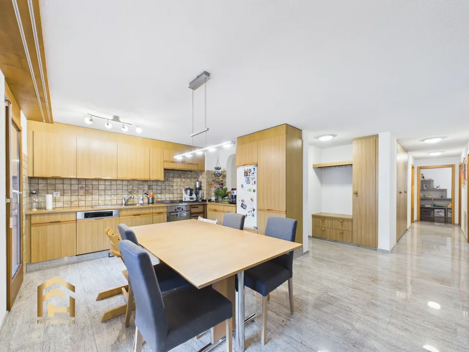 Quiet and centrally located 4.5 room apartment in Glis – photo 3 of 13