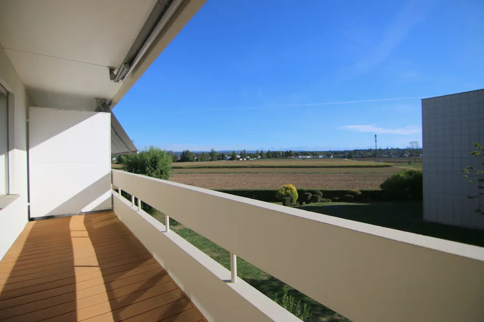 Bright apartment with balcony and panoramic view (including 2 parking spaces) – photo 12 of 12