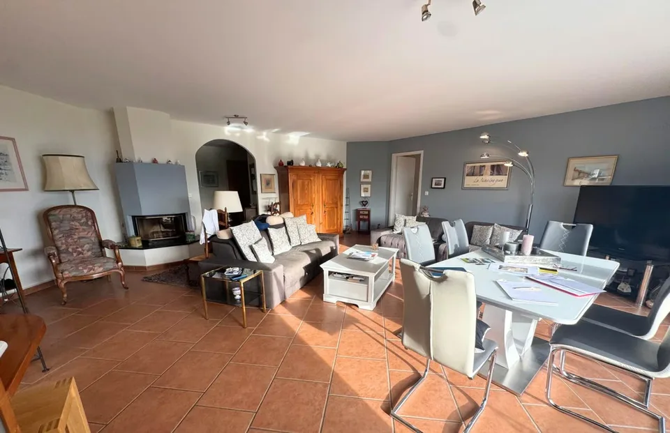 Exklusiv - Besetzte Leibrente ohne Miete - Wunderschöne 4-Zimmer-Wohnung mit Garten und Seeblick – Foto 6 von 6