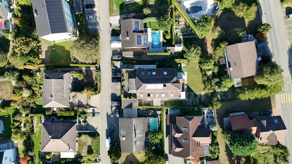 Casa multifamiliare ben tenuta con 3 unità abitative e potenziale di aumento dell'affitto a Oberrüti – foto 7 di 9