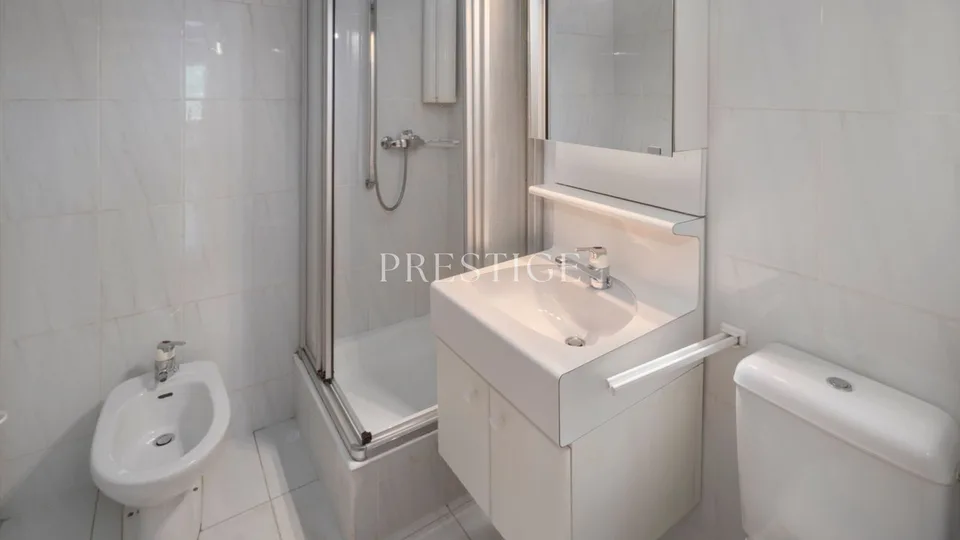 Geräumige 5½-Zimmer-Wohnung in Crans mit Blick auf den Golfplatz – Foto 13 von 13
