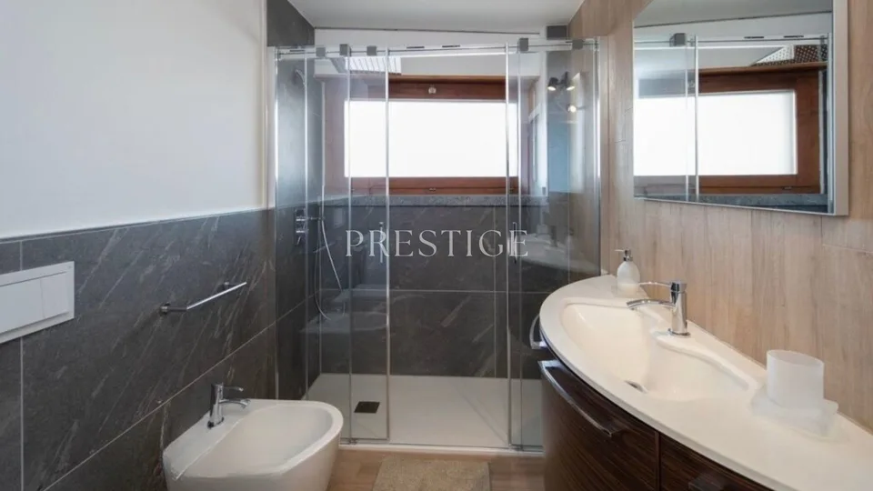 Appartamento di 5 locali nel centro di Crans-Montana – foto 11 di 13