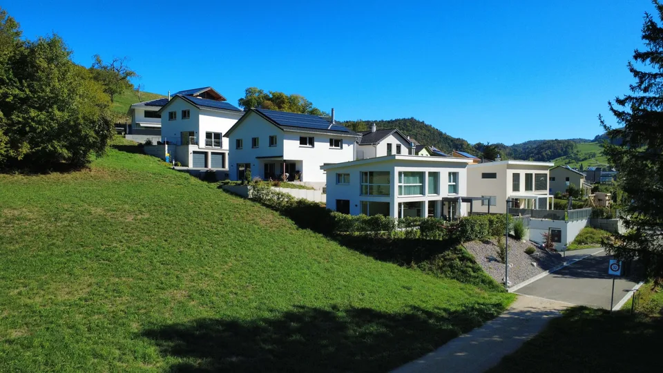 Moderna casa unifamiliare di 5,5 stanze con vista a Reigoldswil – foto 3 di 13