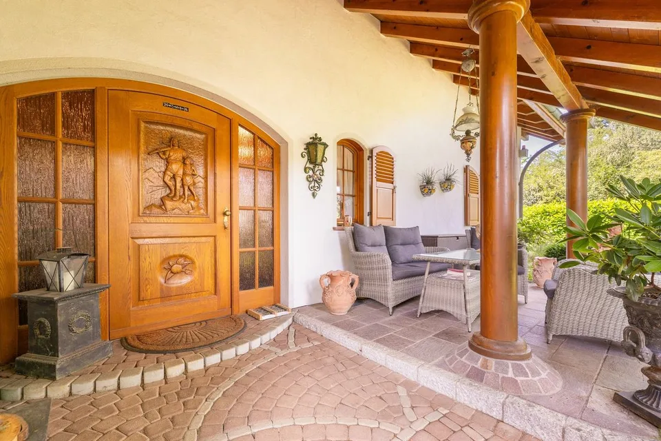 6.5-Room Country House Villa (Dettighofen DE) only 20 minutes from Bülach and Schaffhausen – photo 3 of 13