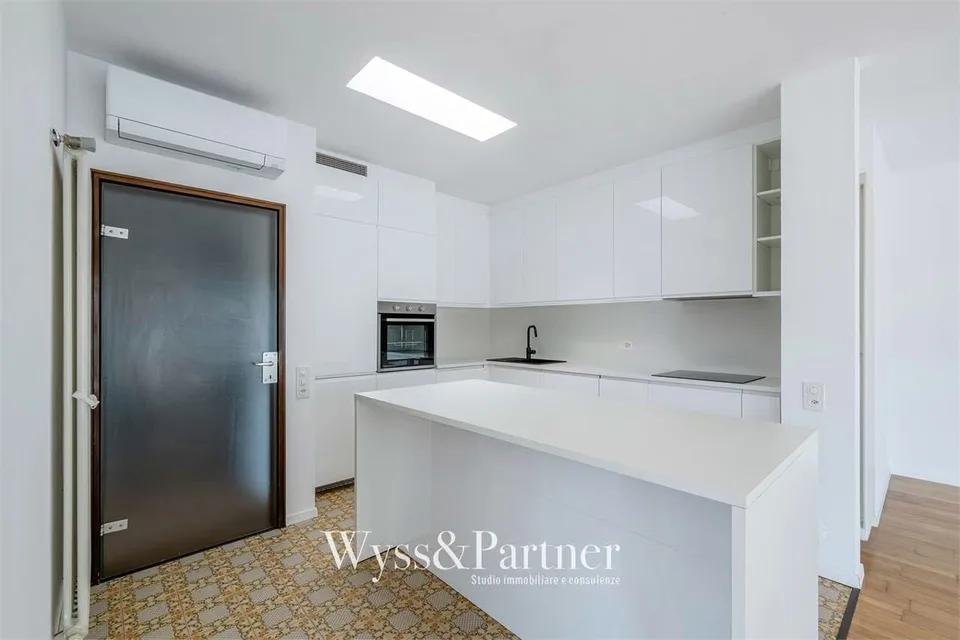 Spacieux appartement de 5.5 pièces dans un quartier central à Monte Carasso - Id – photo 6 sur 13