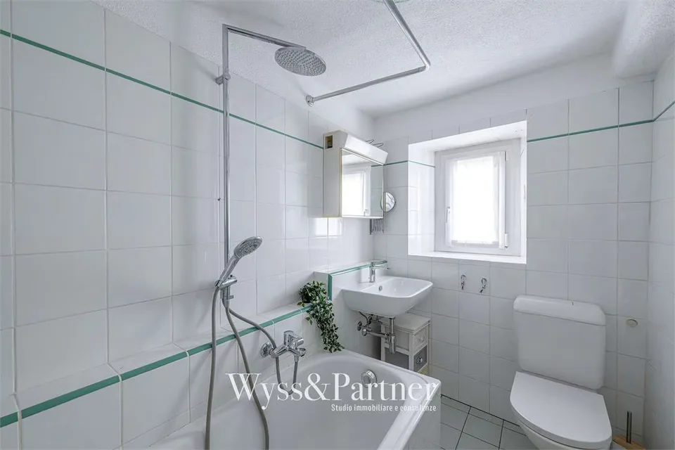 Brè über Lugano - Geräumiges Duplex mit 4,5 Zimmern und Garten – Foto 11 von 13