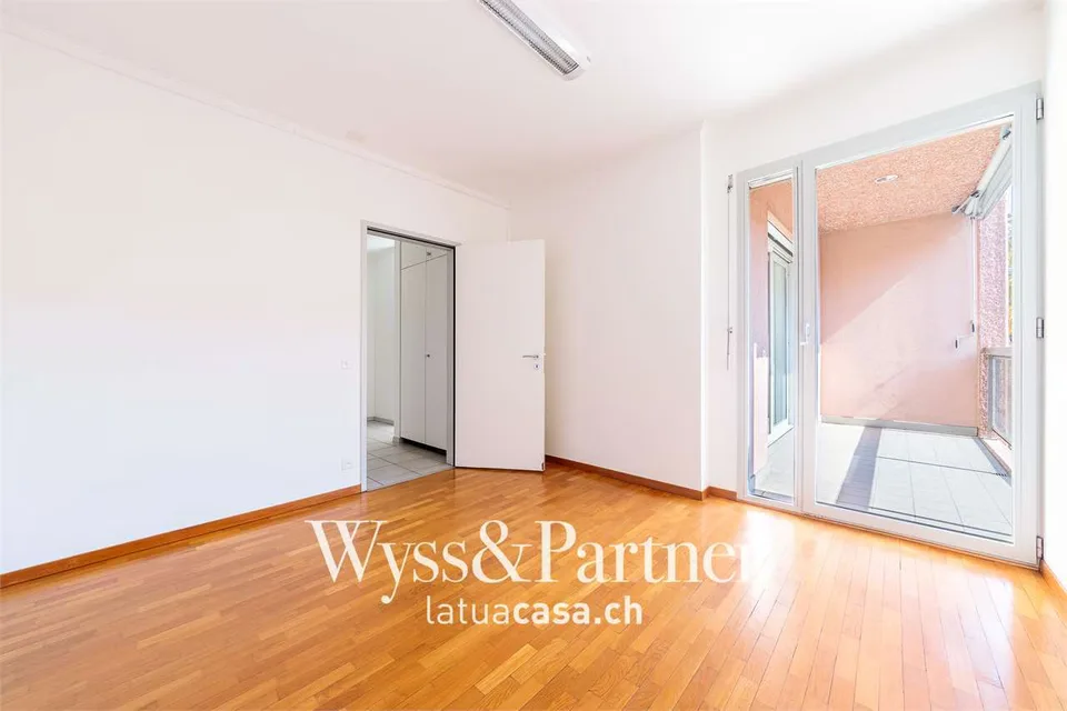 Chiasso Zentrum - helles 3.5 Zimmer – Foto 13 von 13