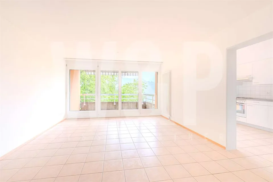 Ampio 5.5 locali con terrazza vicino a Lugano - fino a 3 mensilità gra – foto 2 di 12