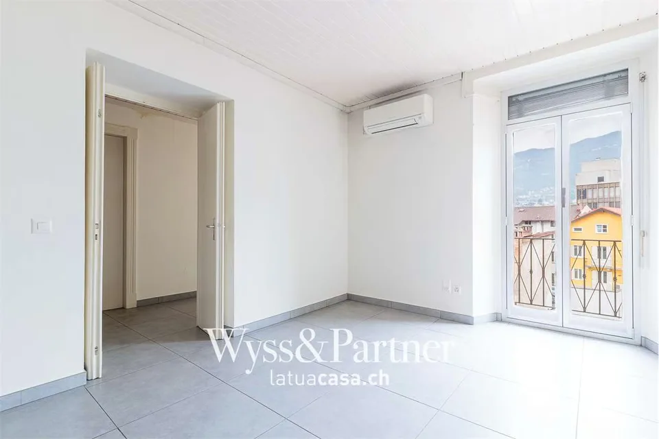 Chiasso, ufficio di 150 mq + locale separato – foto 10 di 10