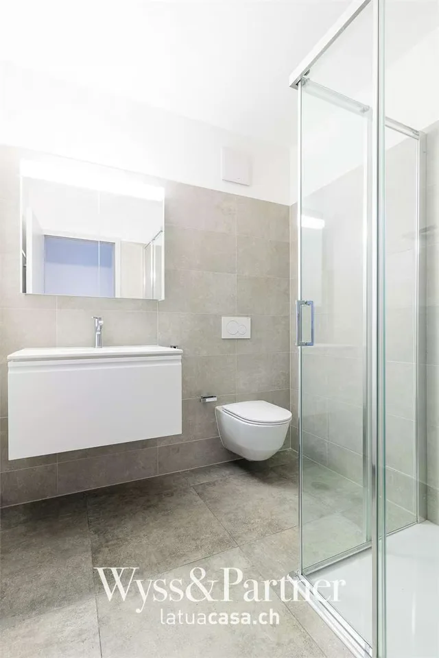 Biasca - helles 2,5-Zimmer-Apartment – Foto 6 von 8