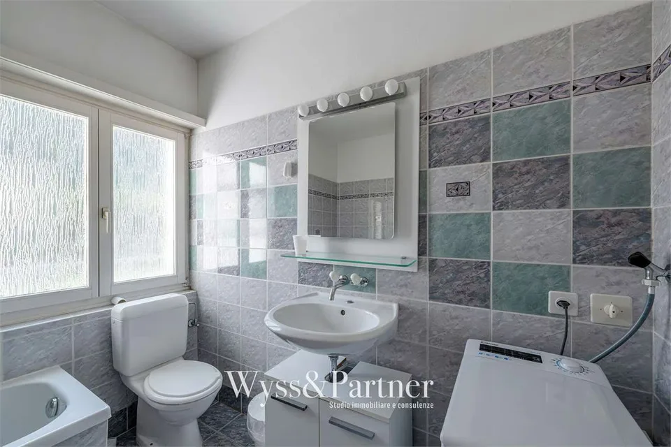 Magadino - Spacious duplex apartment just steps from the lake! – photo 11 of 13
