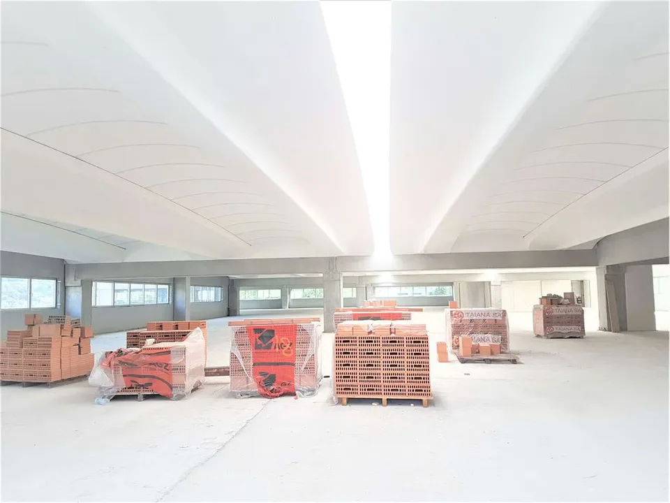 Bâtiment moderne de bureaux/production/industriel – photo 5 sur 6