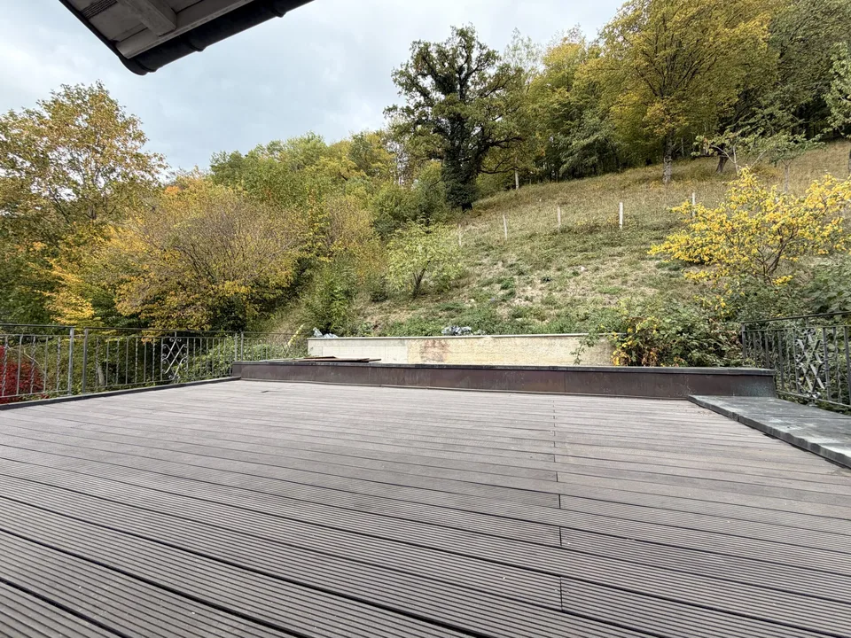 In affitto appartamento affascinante di 4,5 locali con terrazza ad Asuel – foto 10 di 12