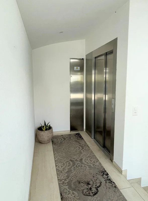 Appartement élégant dans les collines avec vue panoramique – photo 5 sur 19