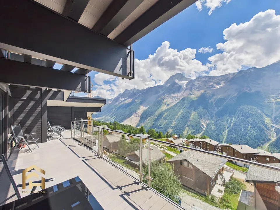 Über den Dächern der Lauchernalp 5.5-Zimmer-Duplex-Penthouse – Foto 12 von 13