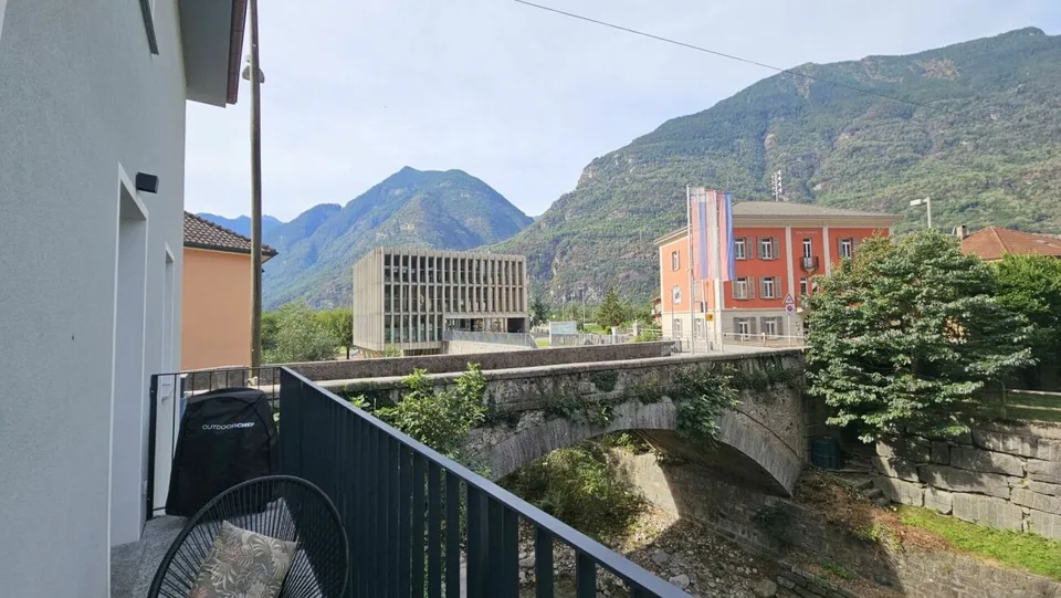 SCHÖNES EINFAMILIENHAUS IN OSOGNA – Foto 2 von 13