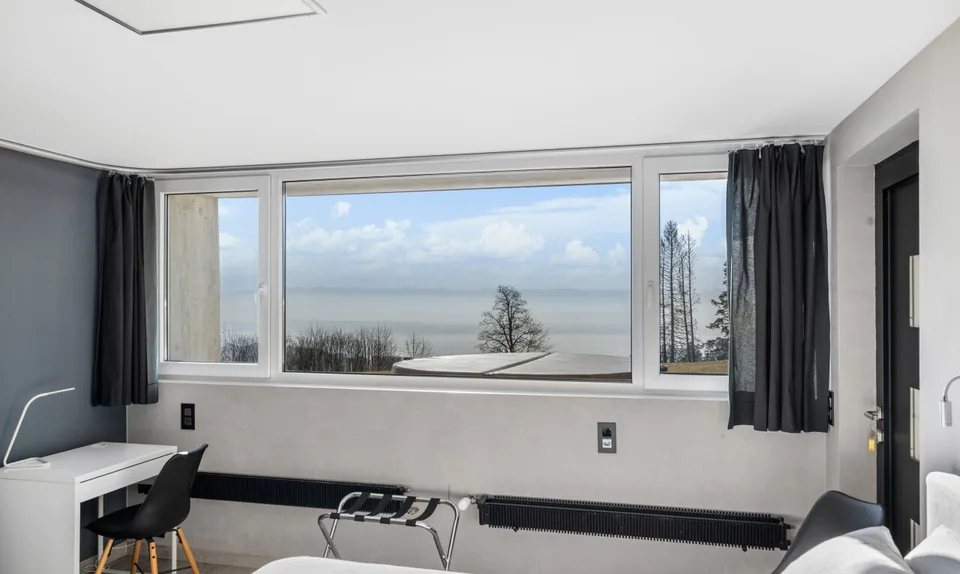 Hotel zu verkaufen: 26 Zimmer, 18.319 m² Grundstück, Seeblick – Foto 8 von 13