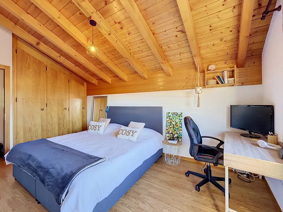 EXCLUSIVITÉ - Une maison qui a du caractère… et pas qu’un peu ! – photo 9 sur 12