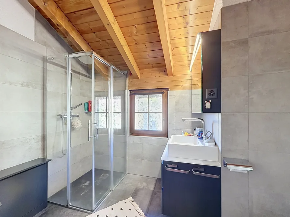 EXCLUSIVITÉ - Une maison qui a du caractère… et pas qu’un peu ! – photo 7 sur 12