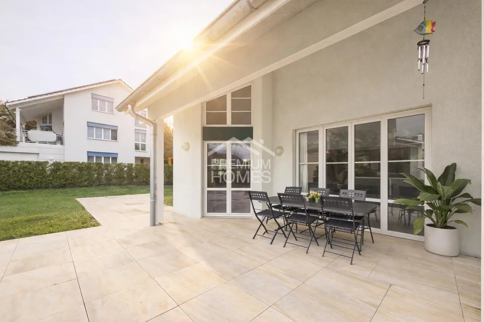 5.5-Room Single-Family House with Garden and Double Garage – photo 11 of 12
